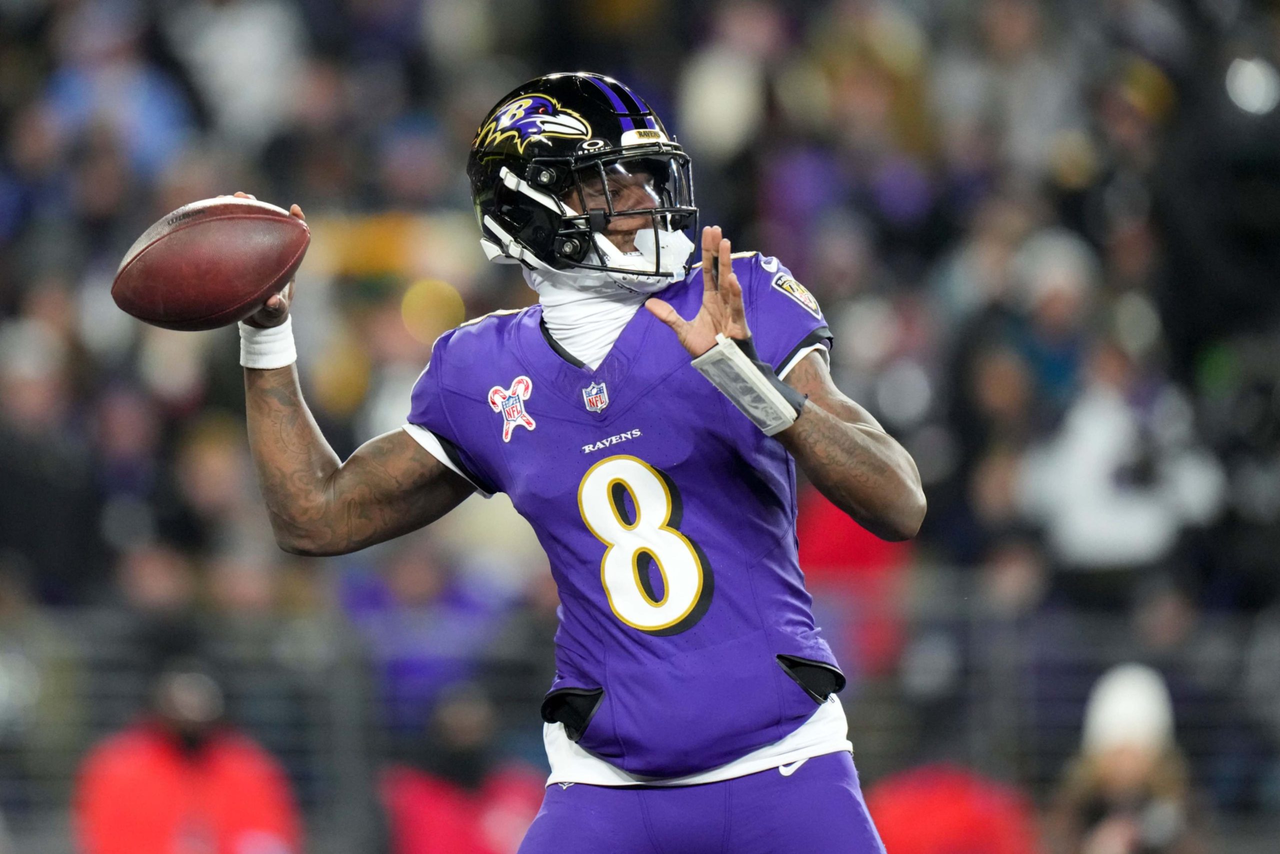 NFL BREAKING NEWS: Baltimore Ravens just won easily, which was called "the biggest bang" of the season by the US media, when the Ravens not only defeated a heavyweight opponent but also sent a challenge to the entire NFL. Former coach Brian Billick: "If they continue to play like this, the Lombardi Trophy will definitely belong to the Ravens!".D